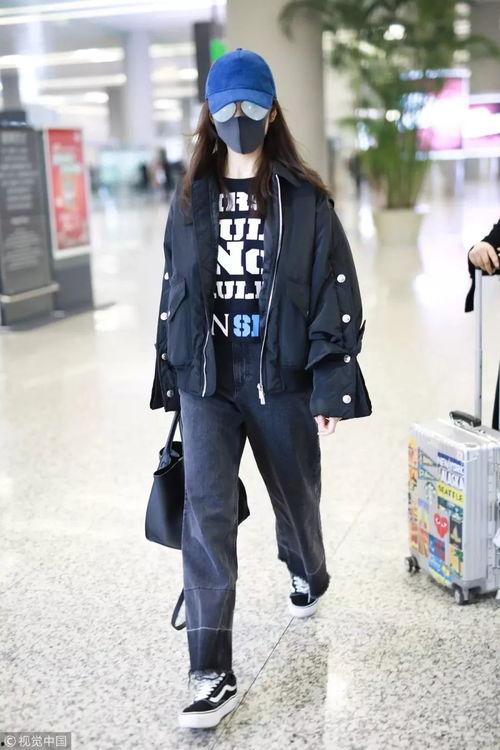 儿童网红老爹裤图片,揭秘儿童网红“老爹裤”的潮流魅力